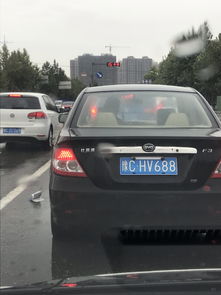 比亚迪汽车车窗夹角多少