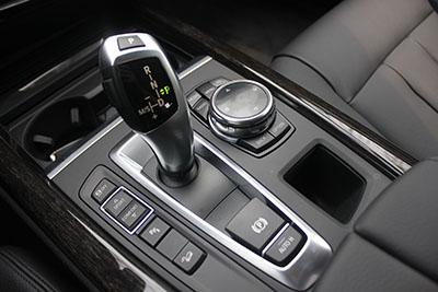 汽车5档换一档要多少钱(汽车换挡维修费用解析，汽车五档换一档需要多少钱？