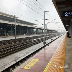 容县到市桥汽车站多少钱(容县到市桥汽车站的价格详解，费用、时间与路线)