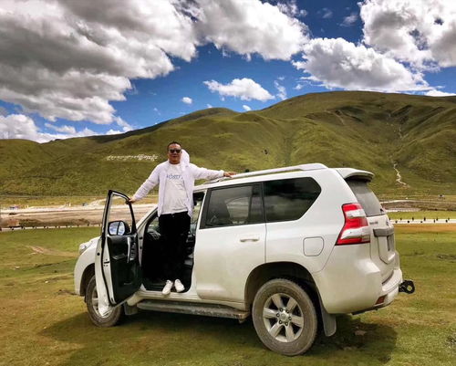 共享汽车要交费吗多少钱(共享汽车的使用费用详解，如何交费及价格考量)