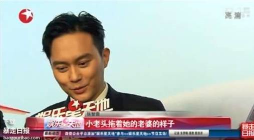 王晶曝成龙曾被粉丝扇耳光(王晶曝成龙曾被粉丝扇耳光，娱乐圈背后的故事)