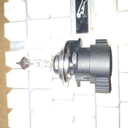 汽车大灯电压多少瓦 汽车大灯电压多少瓦