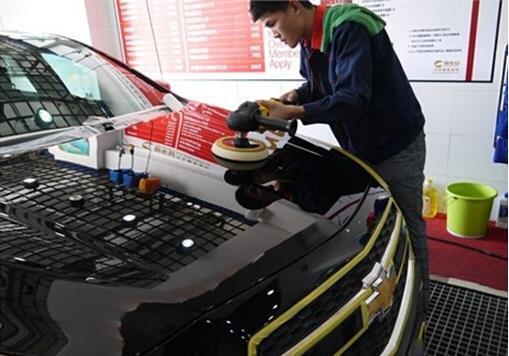 汽车打蜡喷多少合适呢 汽车打蜡喷多少合适呢