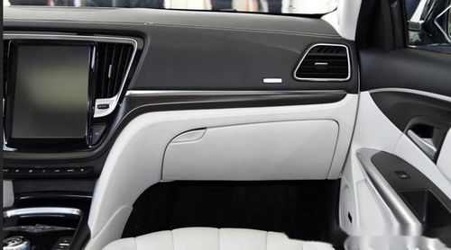 两位汽车卖多少钱 两位汽车卖多少钱