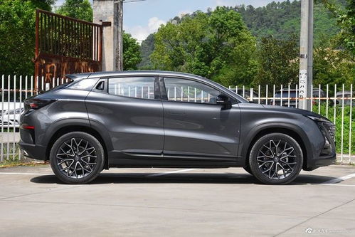 长安汽车三五多少