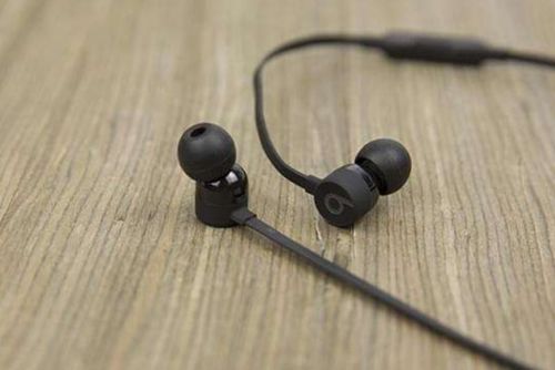 汽车耳机插口最小多少 汽车耳机插口最小多少