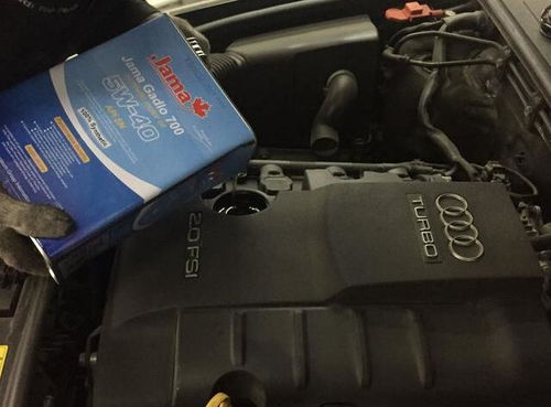 汽车机油全换掉要多少升