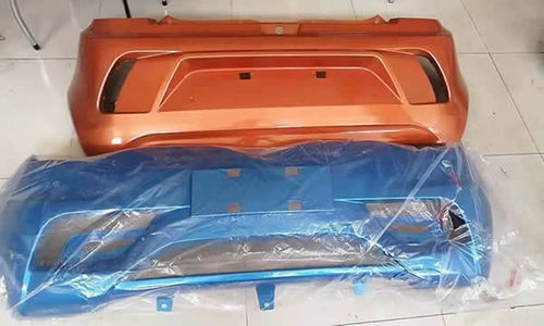 汽车前后杠喷漆多少钱