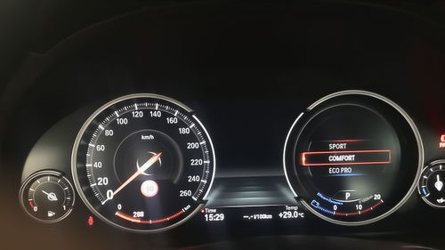 汽车运动模式加速多少转