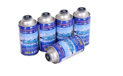 汽车雪种油加多少合适