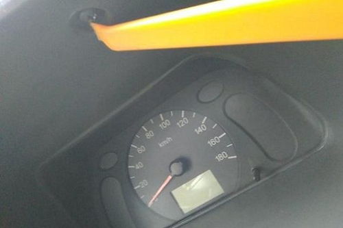 汽车暖风水箱温度多少