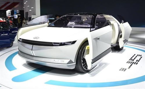 汽车加速时电压是多少