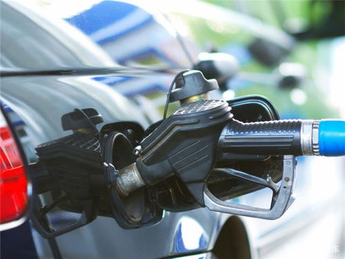 汽车一升油多少钱