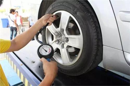 一般汽车多少公里保养