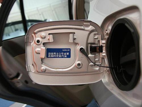 汽车最少多少公里时加油