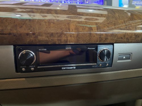 汽车音响共有多少孔