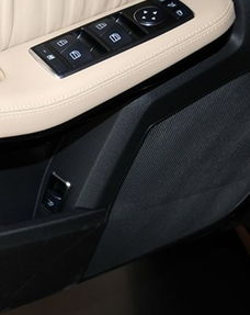 汽车音响共有多少孔