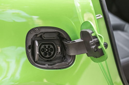 汽车装摄像头多少钱