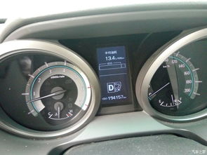 汽车油表显示多少度