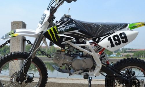 汽车可以储存多少油啊