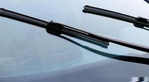 汽车刮雨刷多少钱