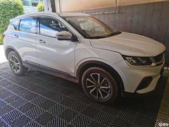 汽车尾部离地多少米