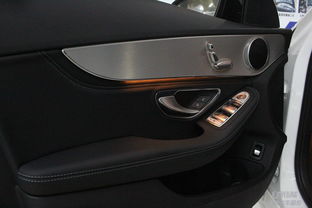 汽车氛围灯改装多少钱