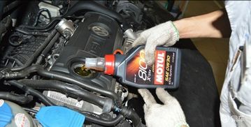 汽车机油换一次多少升 汽车机油换一次多少升