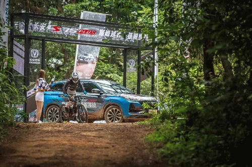 汽车爬坡多少米合适骑行