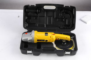 汽车抛光打蜡一次多少钱