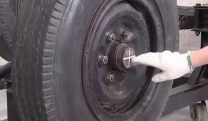 汽车的前轮角度是多少 汽车的前轮角度是多少