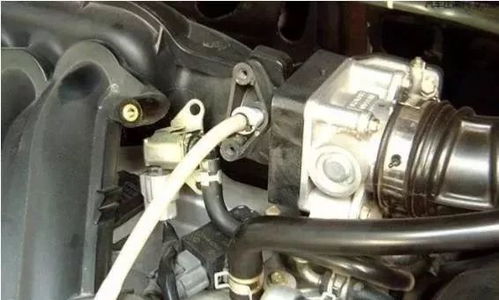 一般汽车怠速多少