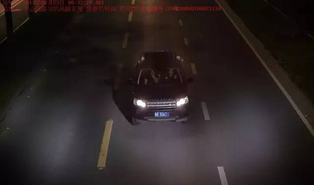 电动汽车远光灯多少钱