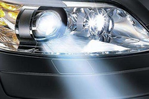 汽车灯亮度规定多少