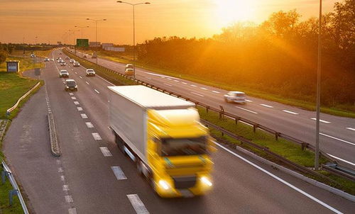 高速汽车跑多少公里省油