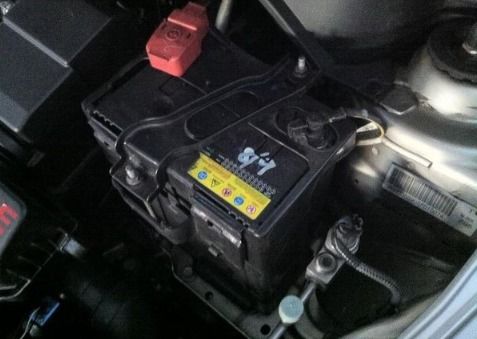 冬季汽车电瓶要多少安