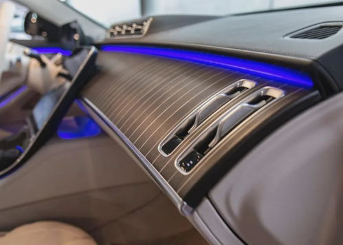 汽车拼接缝隙多少