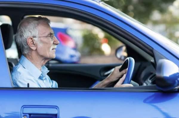 汽车年龄上限是多少