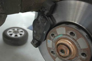 汽车刹车钳喷漆多少钱