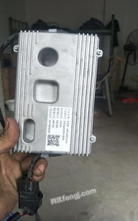 汽车变压器多少伏