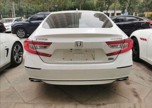 雅阁汽车喷漆多少钱 雅阁汽车喷漆多少钱