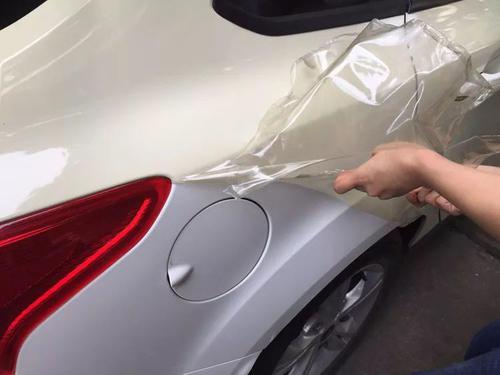 汽车刷胶粘合多少钱