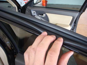 汽车刷胶粘合多少钱