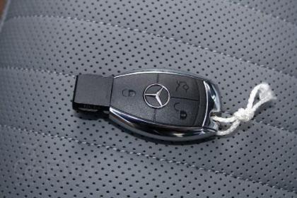 配汽车折叠钥匙要多少