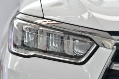 汽车大灯高度多少合适