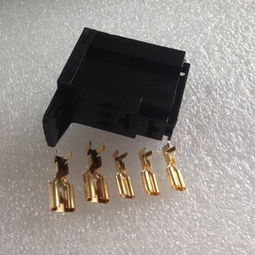 汽车安装普通插座多少钱