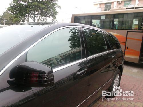 汽车贴个太阳膜多少钱