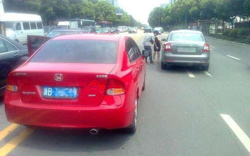 汽车出险要在多少小时内