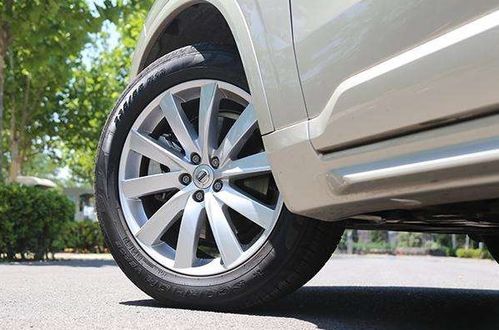 汽车多少公里换胎