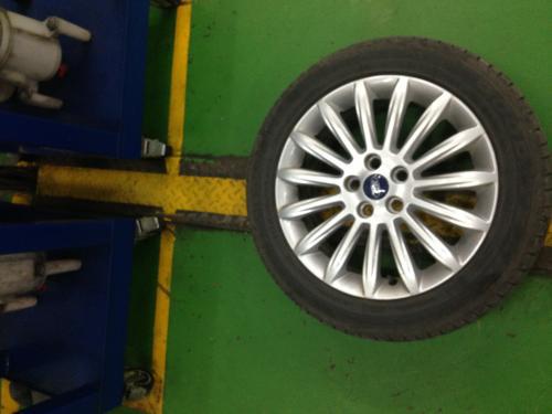 汽车低于多少码踩刹车